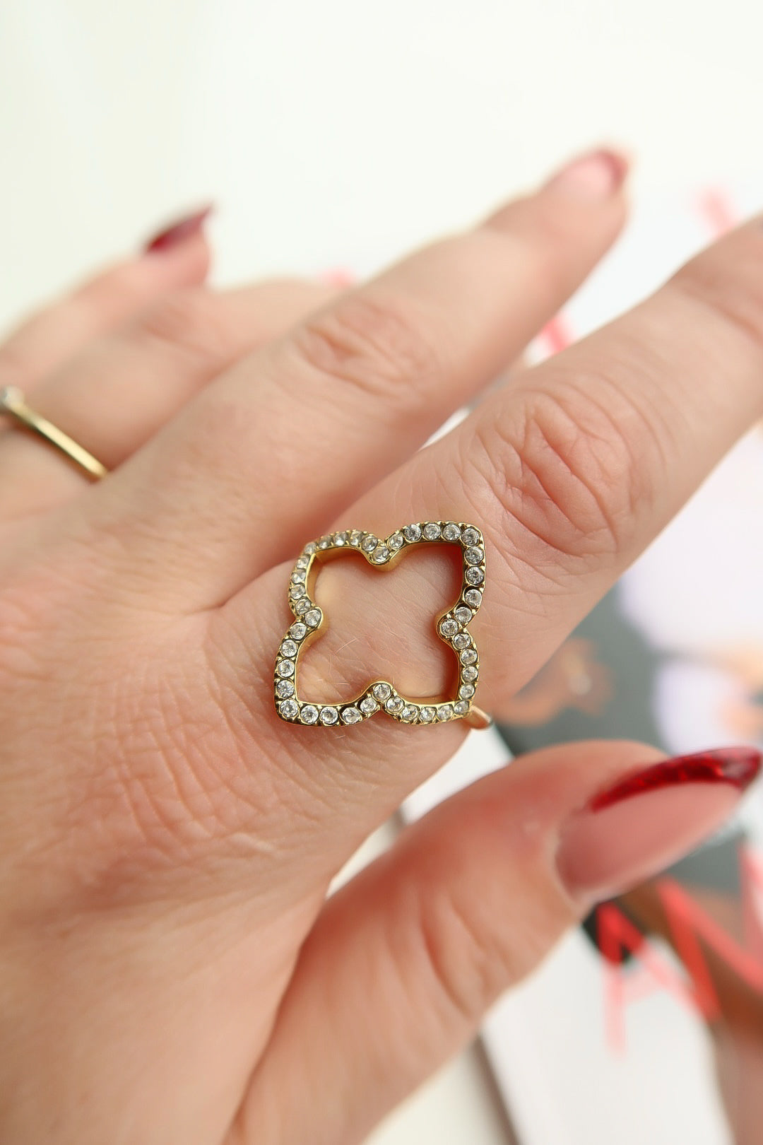 Clover Ring