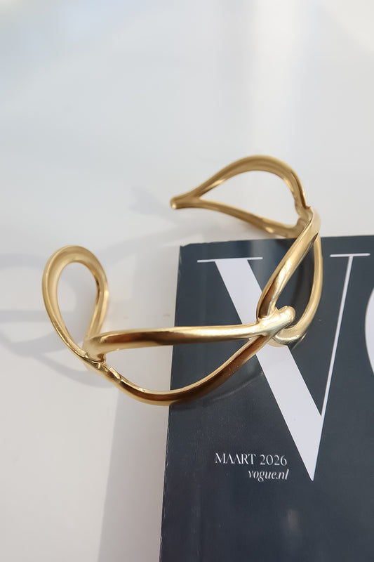 Golden Loop Bangle - Frenky's Fashion