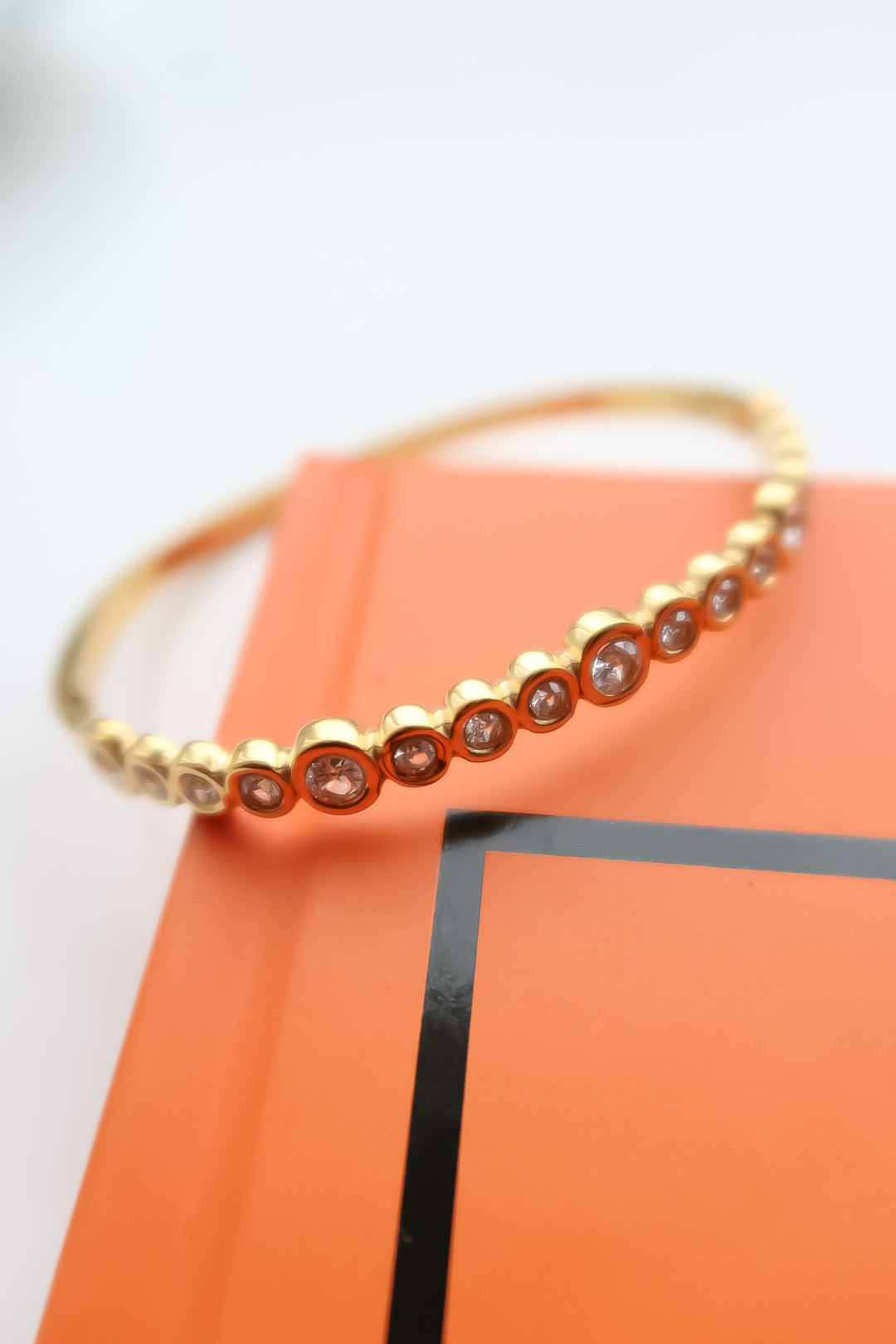 Stone Bangle - Frenky's Fashion