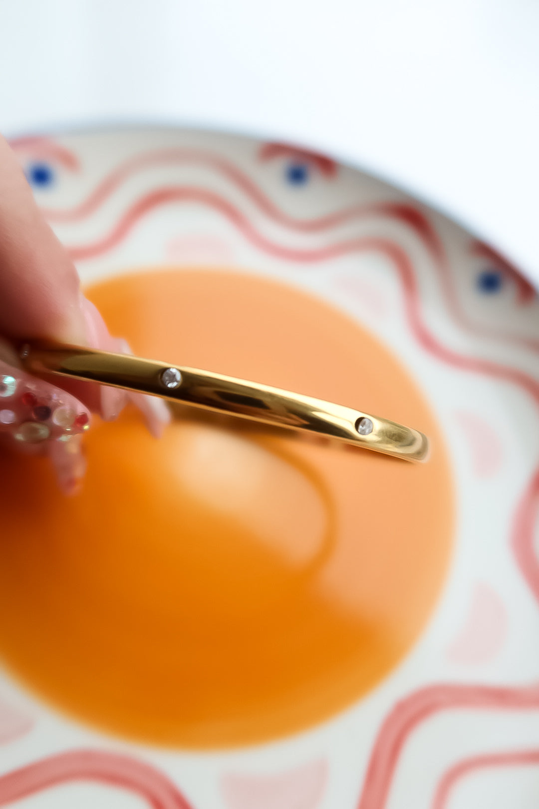 Subtle Shine Bangle - Frenky's Fashion